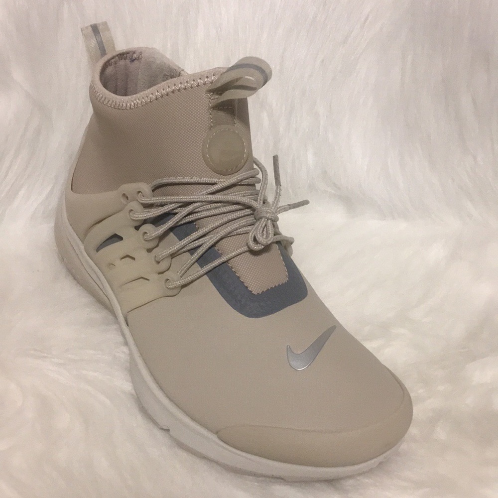 NIKE W AIR PRESTO MID UTILITY
